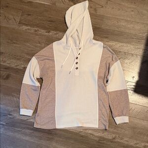 Women’s Two-Tone Hooded Sweater